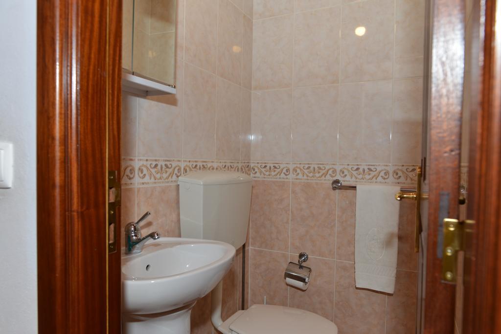 Al Vivenda Romantica Geres Exterior photo